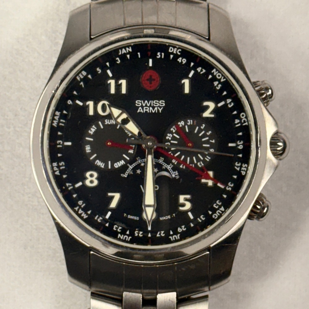 Victorinox Swiss Army Odyssey VIP Moon Phase 39mm‎ Quartz Men's Watch